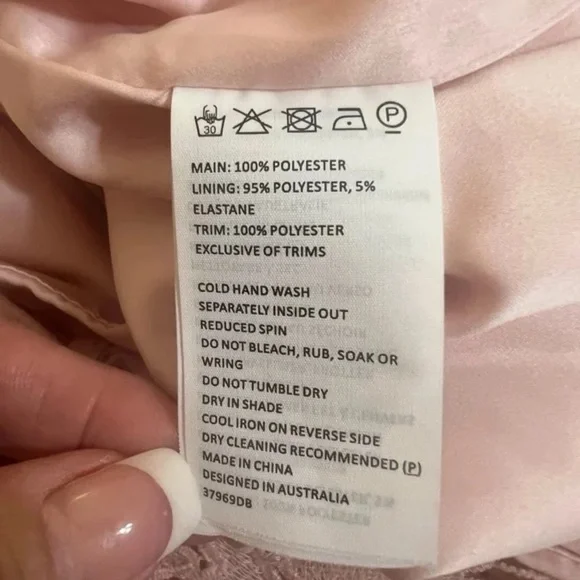 NWT BARDOT BOTANICA LACE DRESS IN SOFT LIGHT PINK - Picture 7 of 9